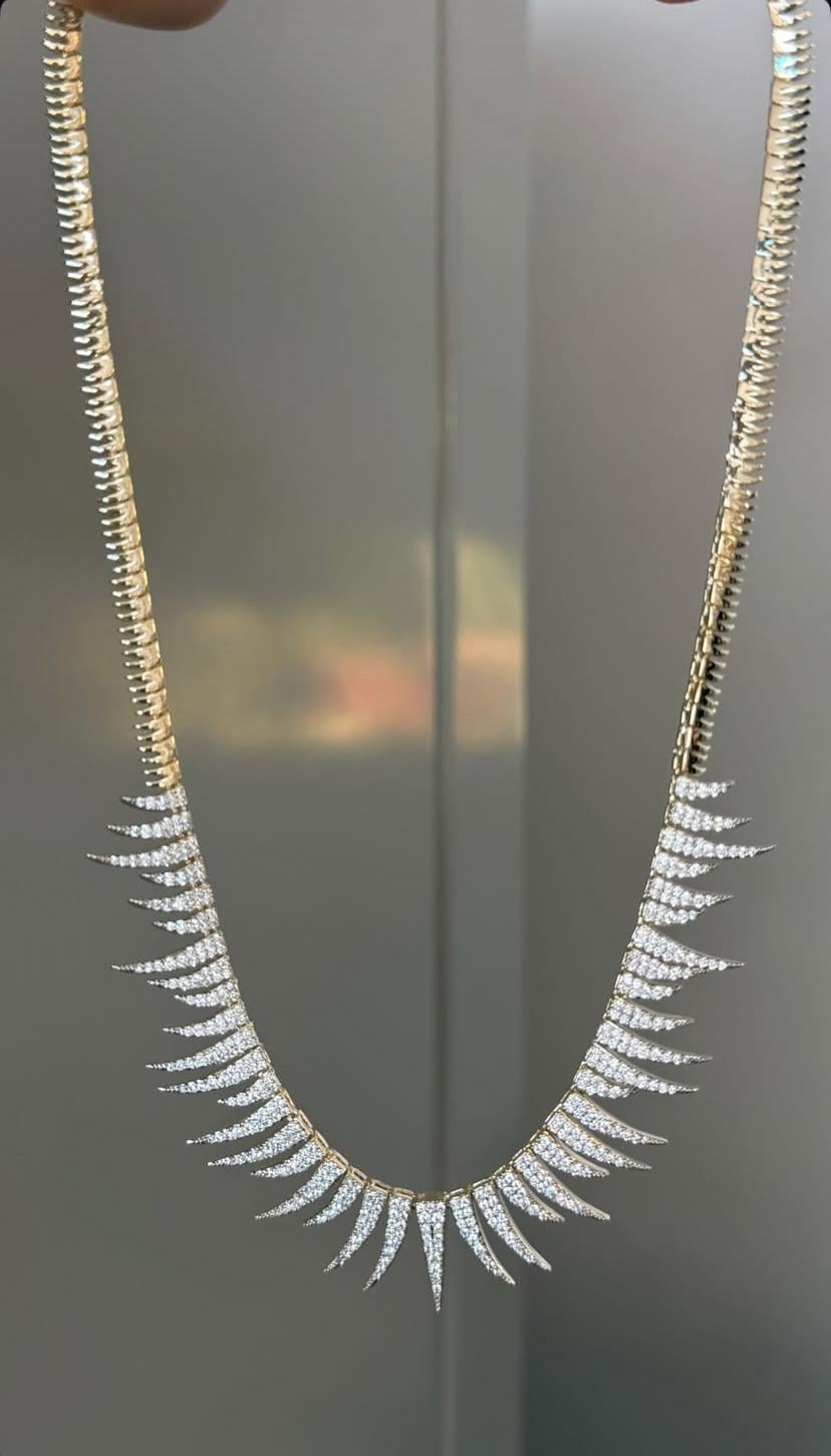 Tasarım Özel Seri Taşlı Eva Kolye