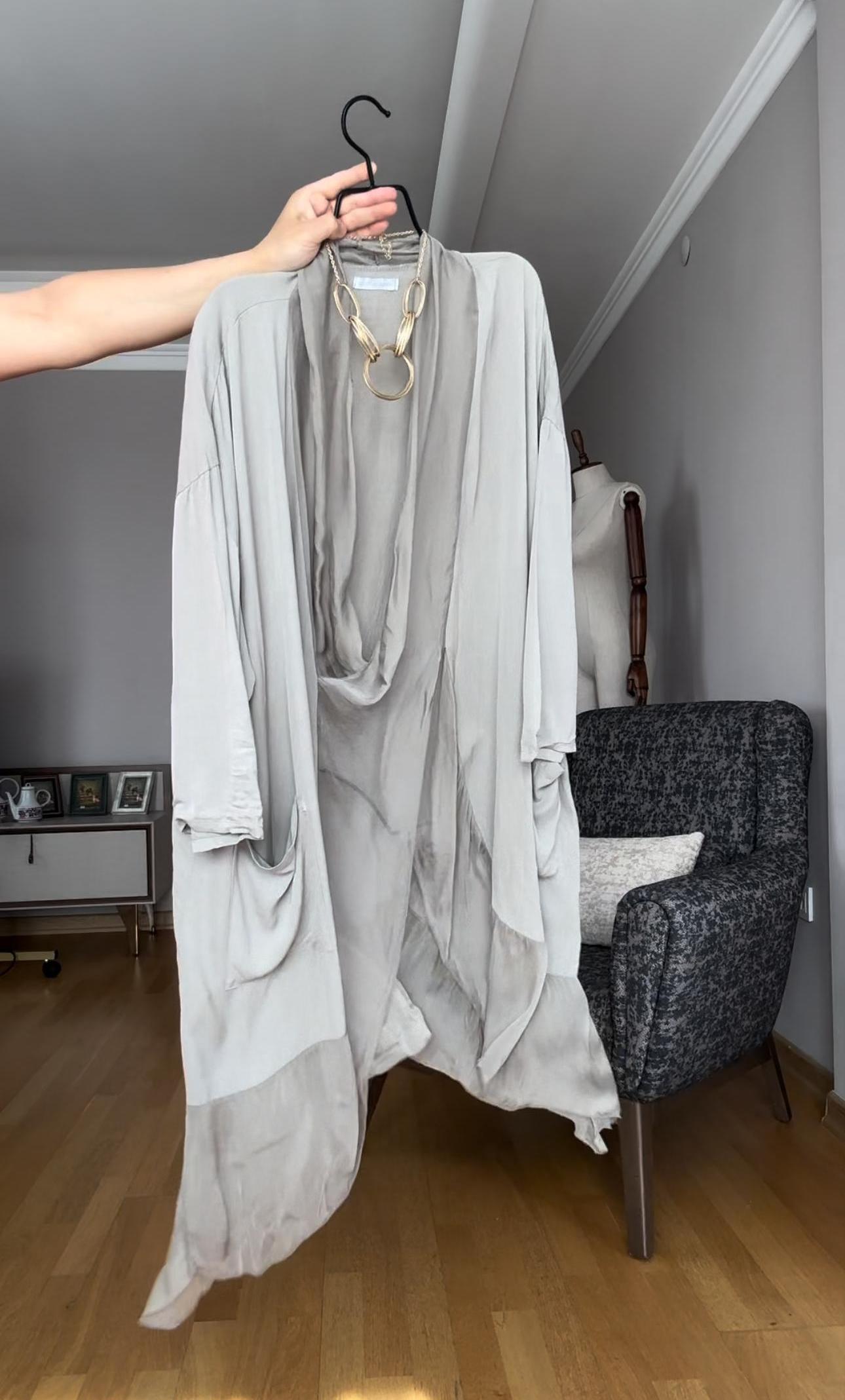 Gri Renk İthal Oversize Bluz 
