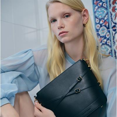 Glacier Bucket Bag - Deep Navy