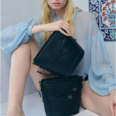 Glacier Woven Bucket Bag - Deep Navy