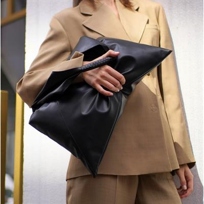 Savanna Hobo Bag - Soft Black