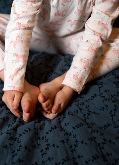Antebies Unicorn Masalı Pembe Desenli Uzun Kollu Taytlı Kız Çocuk Pijama Takımı