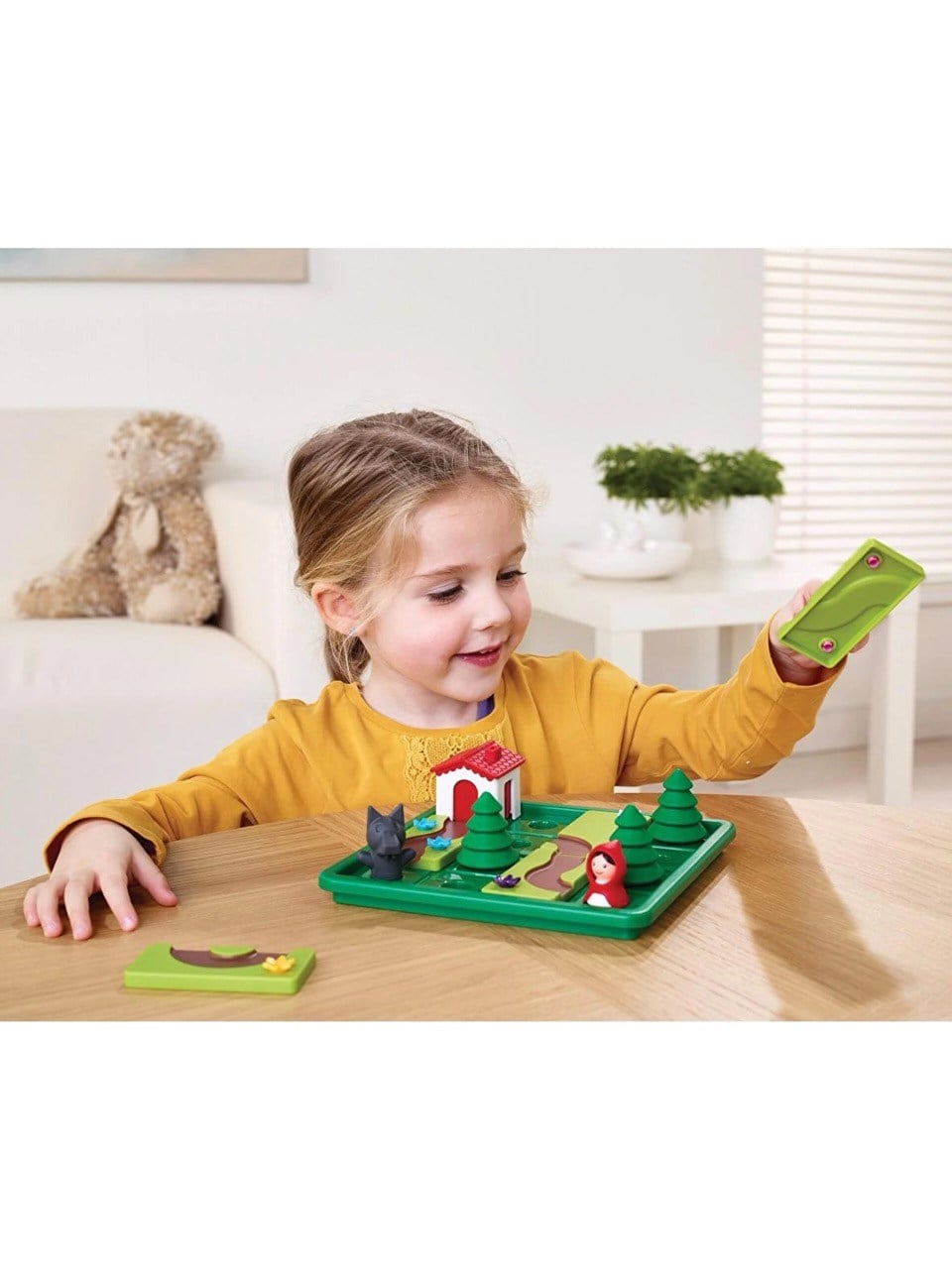 Smart Games Little Red Riding Hood Kutu Oyunu