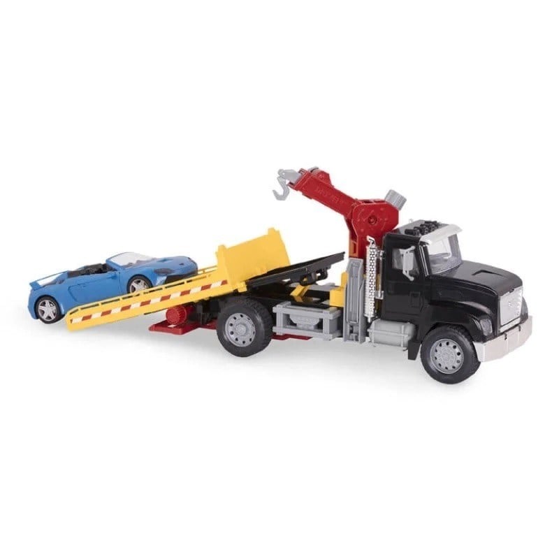 Driven Çekici  Kamyon ve Mavi Spor Araba