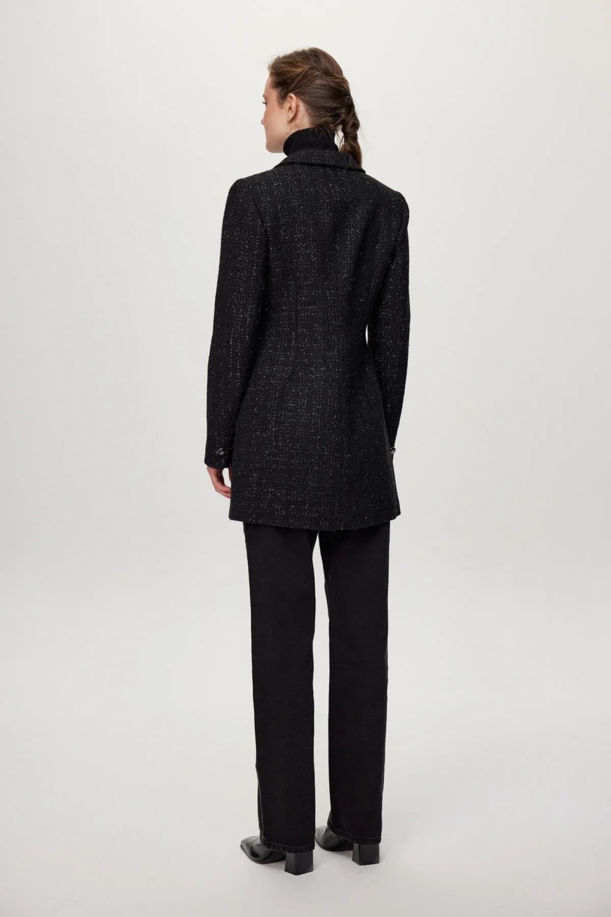 Kruvaze Yaka Düğmeli Siyah Ceket C-0109