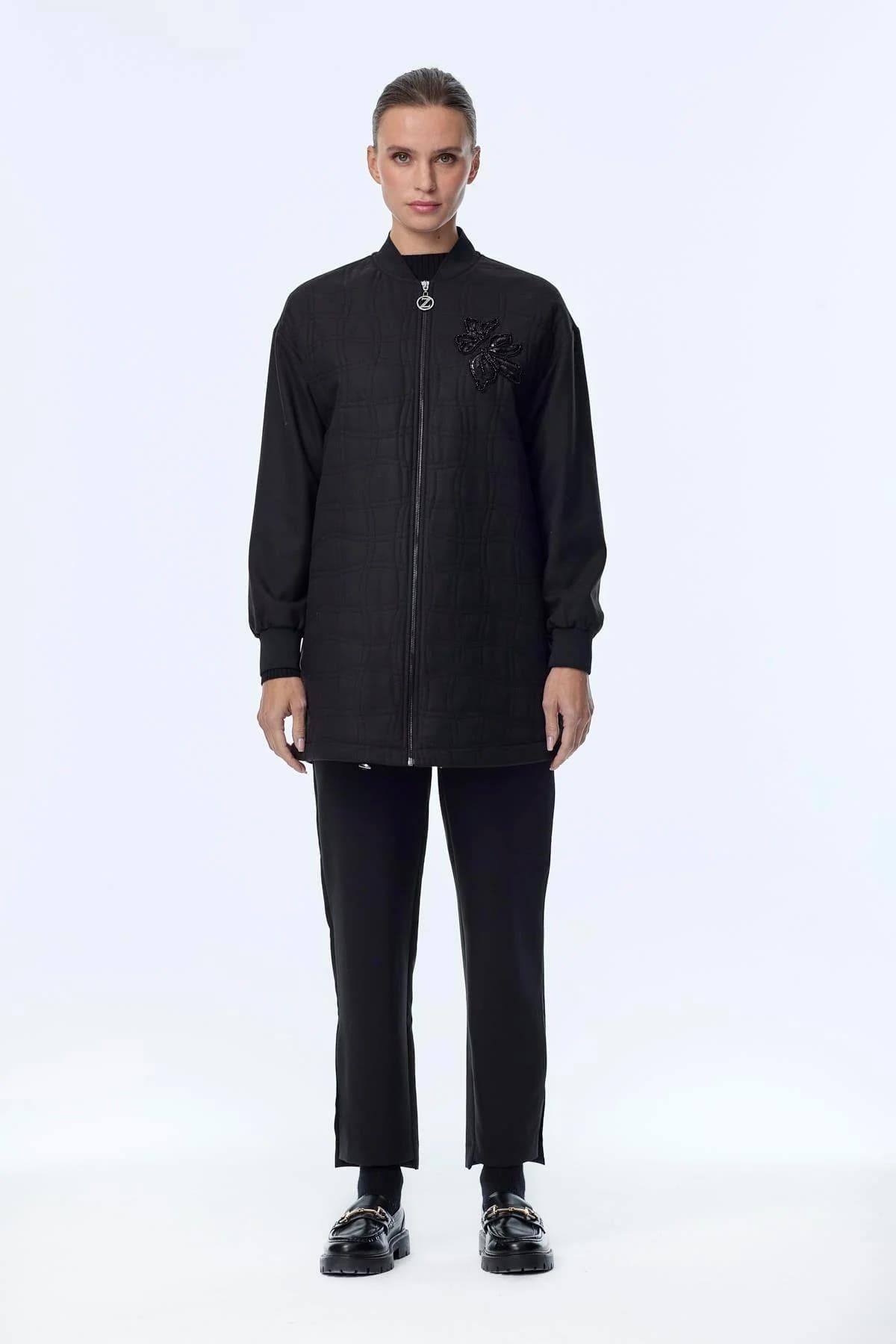 0150 ANNA CEKET 38-44