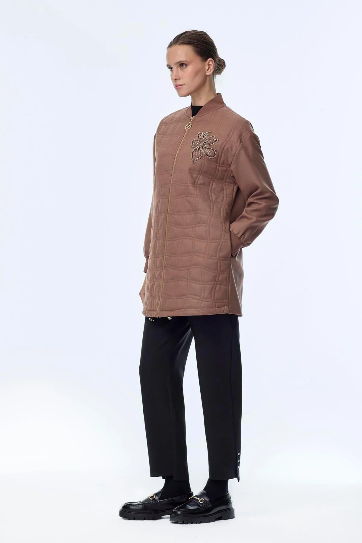 Kapitone Desenli Fermuarlı Kahve Ceket C-0150
