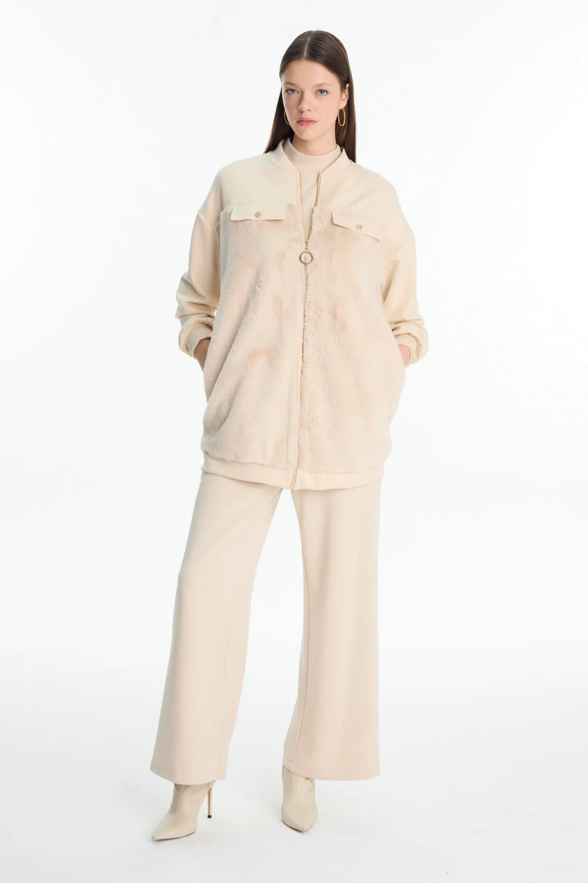 Fermuarlı Peluş Vanilya Ceket C-0156