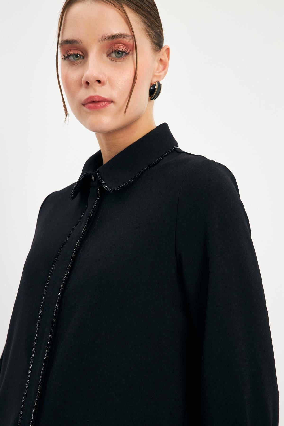 Şerit Detaylı SiyahTunik 1498