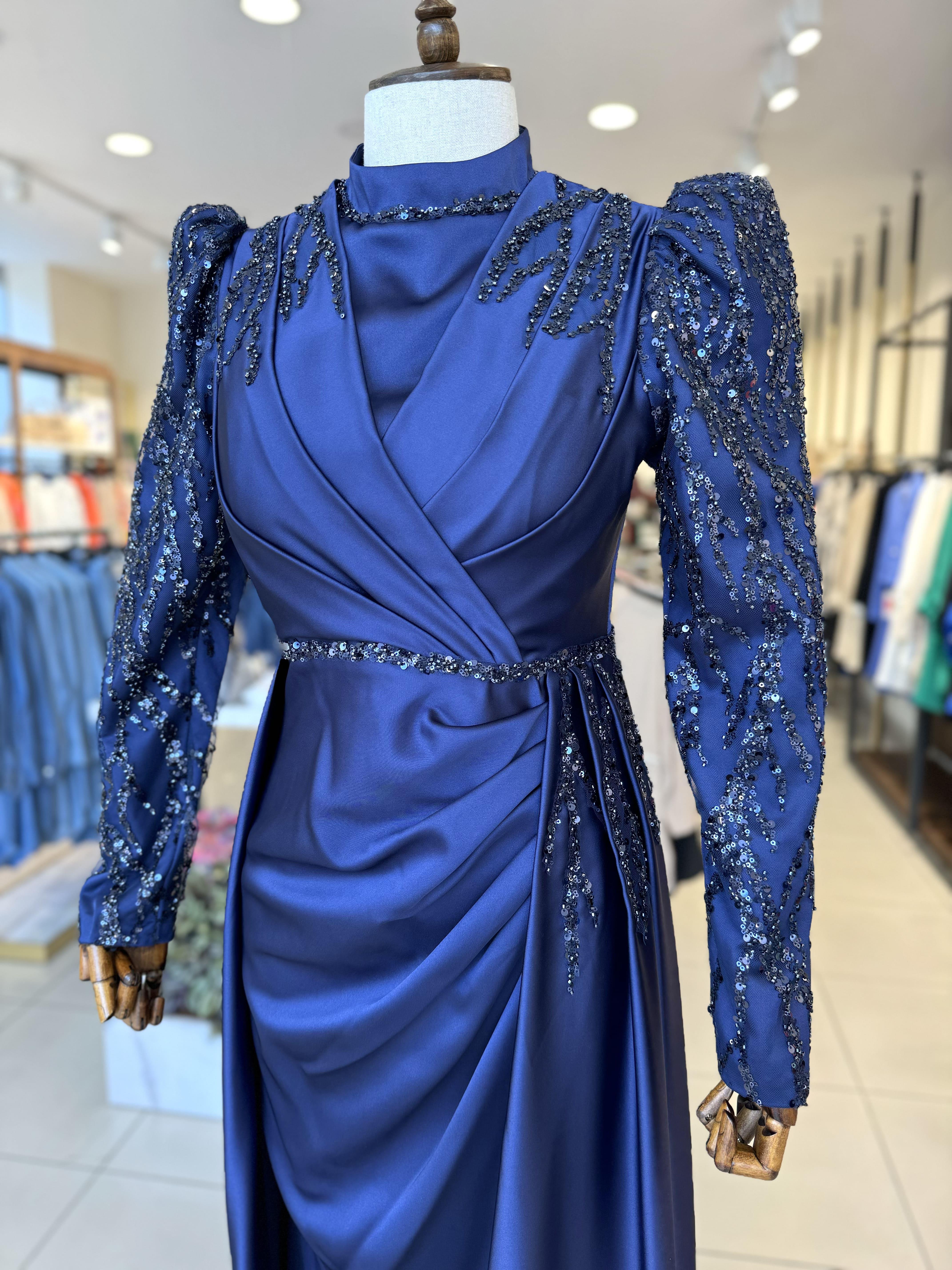 İşleme Detaylı Uzun Lacivert Elegans Abiye 2363