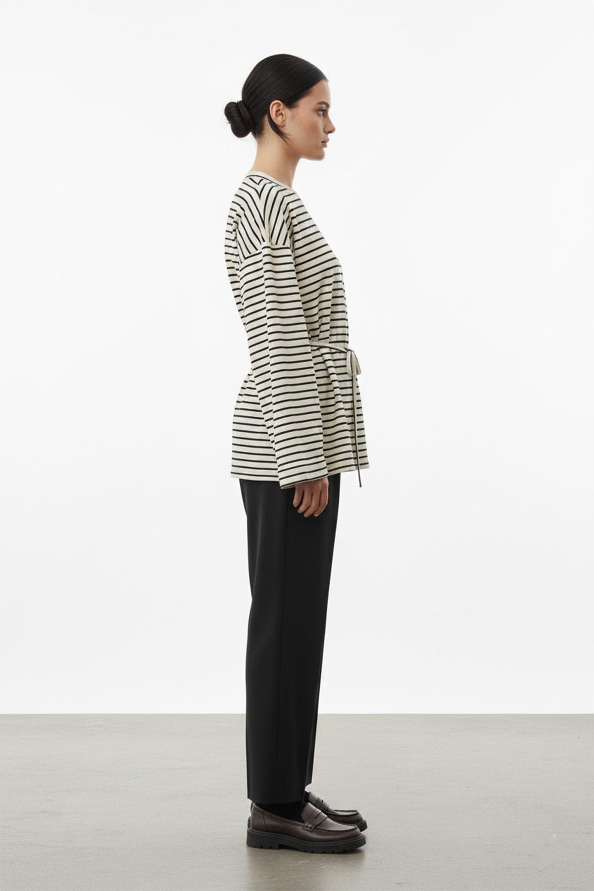 Uzun Kollu Çizgili Belden Bağlamalı Rahat Kesim Siyah Tunik 32484