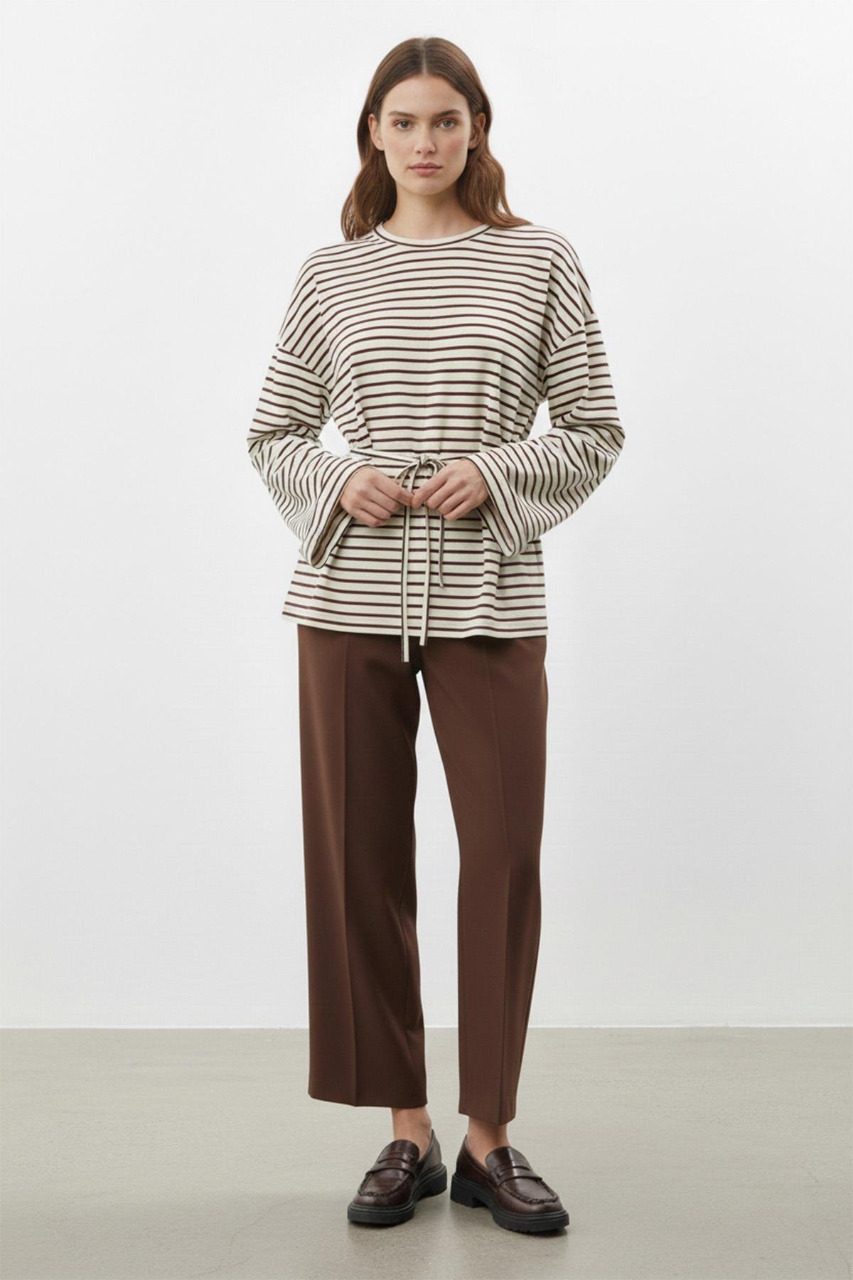 Uzun Kollu Çizgili Belden Bağlamalı Rahat Kesim Kahve Tunik 32484