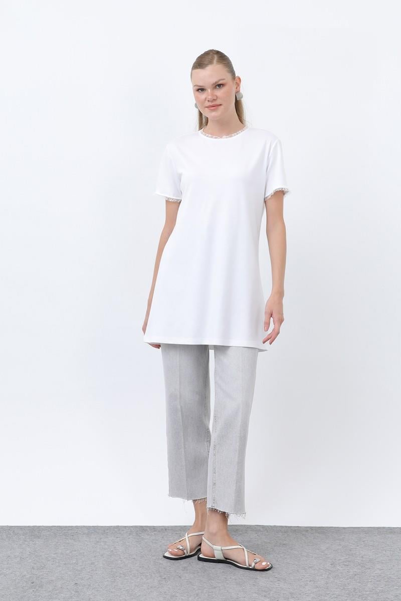 Minimalist Ribana Detaylı Basic T-Shirt Ekru 