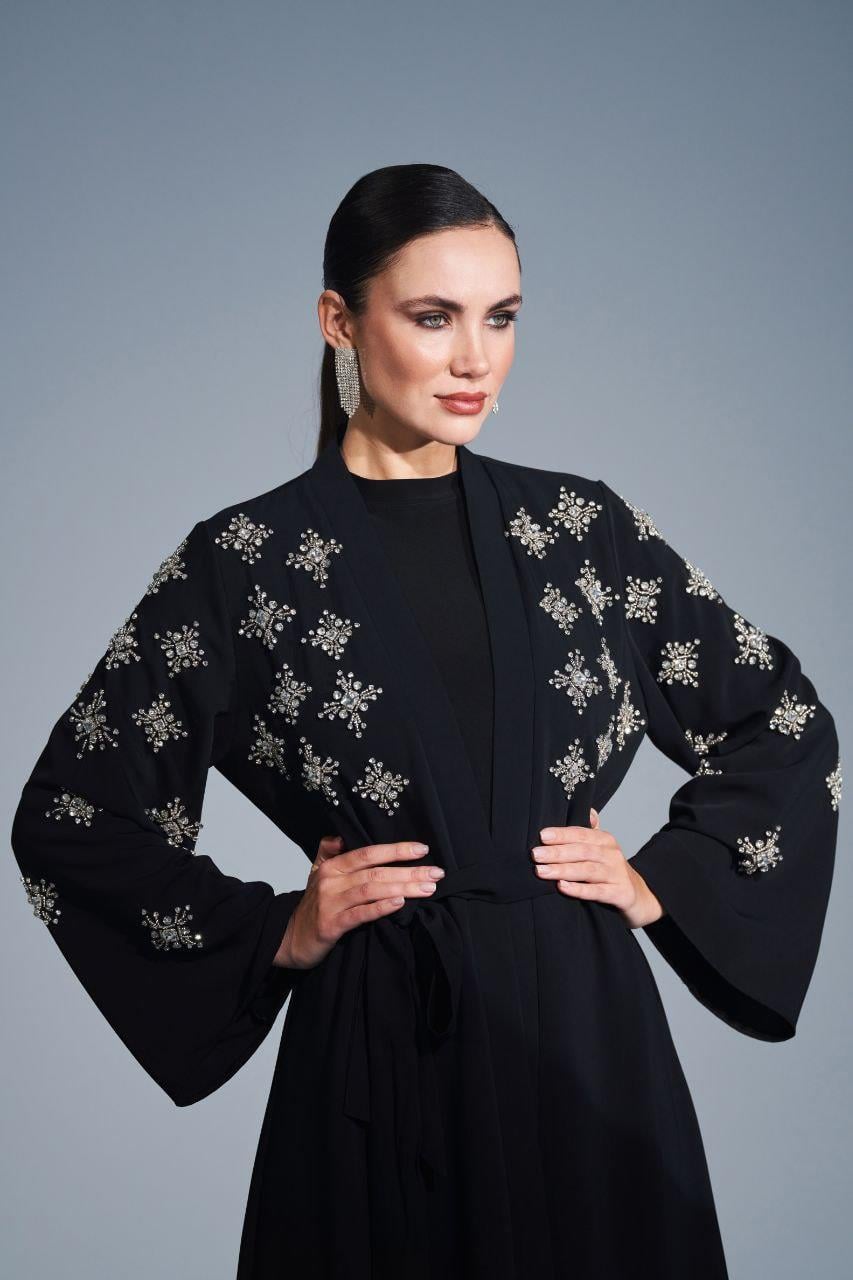 Kolları ve Önlerinde El İşi Taş Detaylı Abaya Siyah 6211