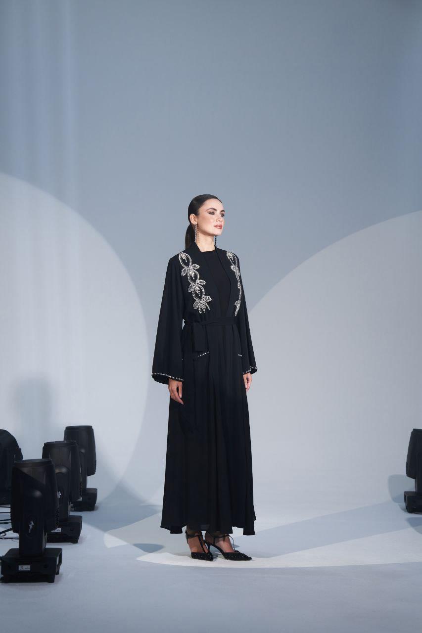 Omuz Boncuk İşleme Detaylı Etek Yanları Şifonlu Abaya Siyah 6232
