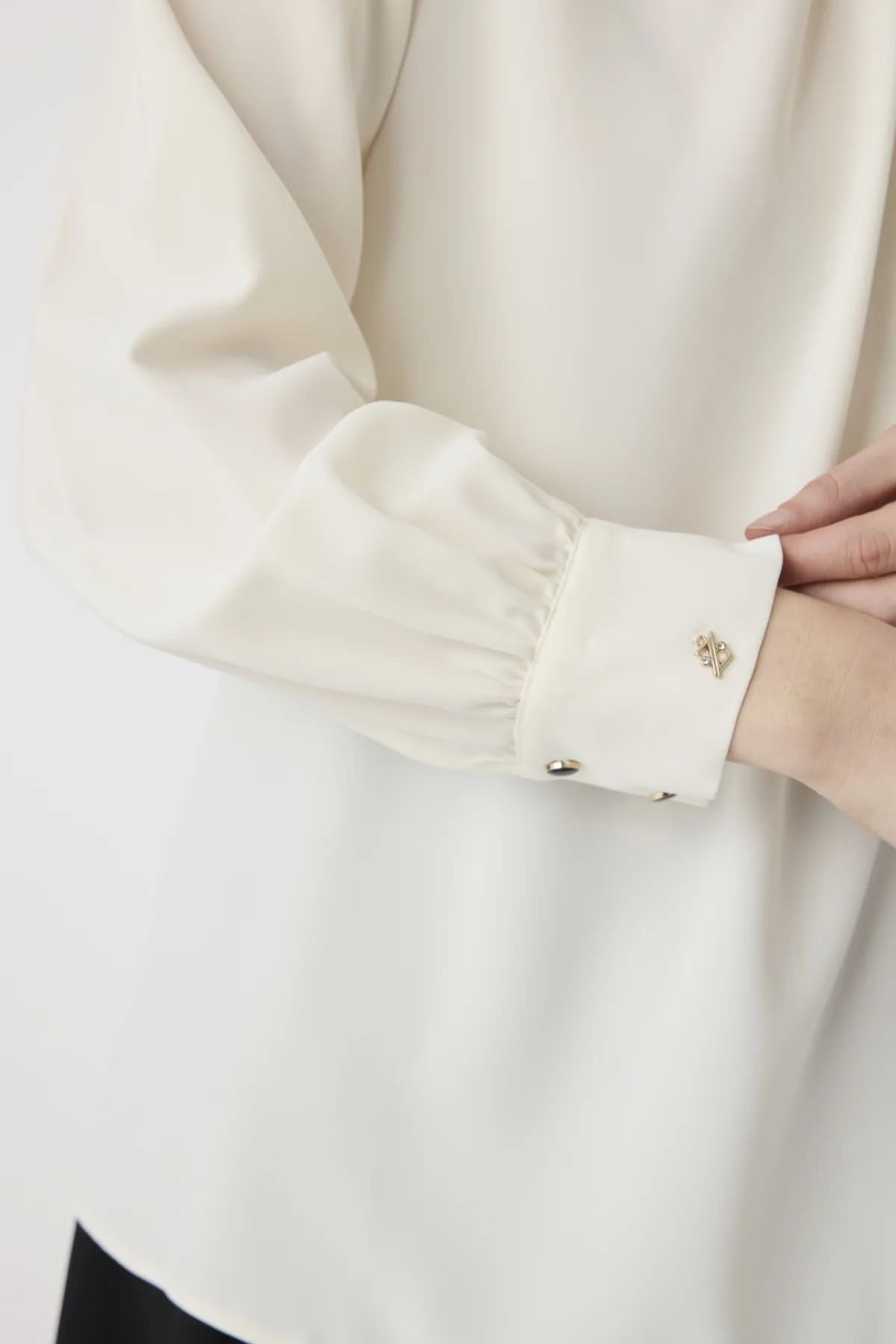 B-0142 SHON BLUZ 38-44