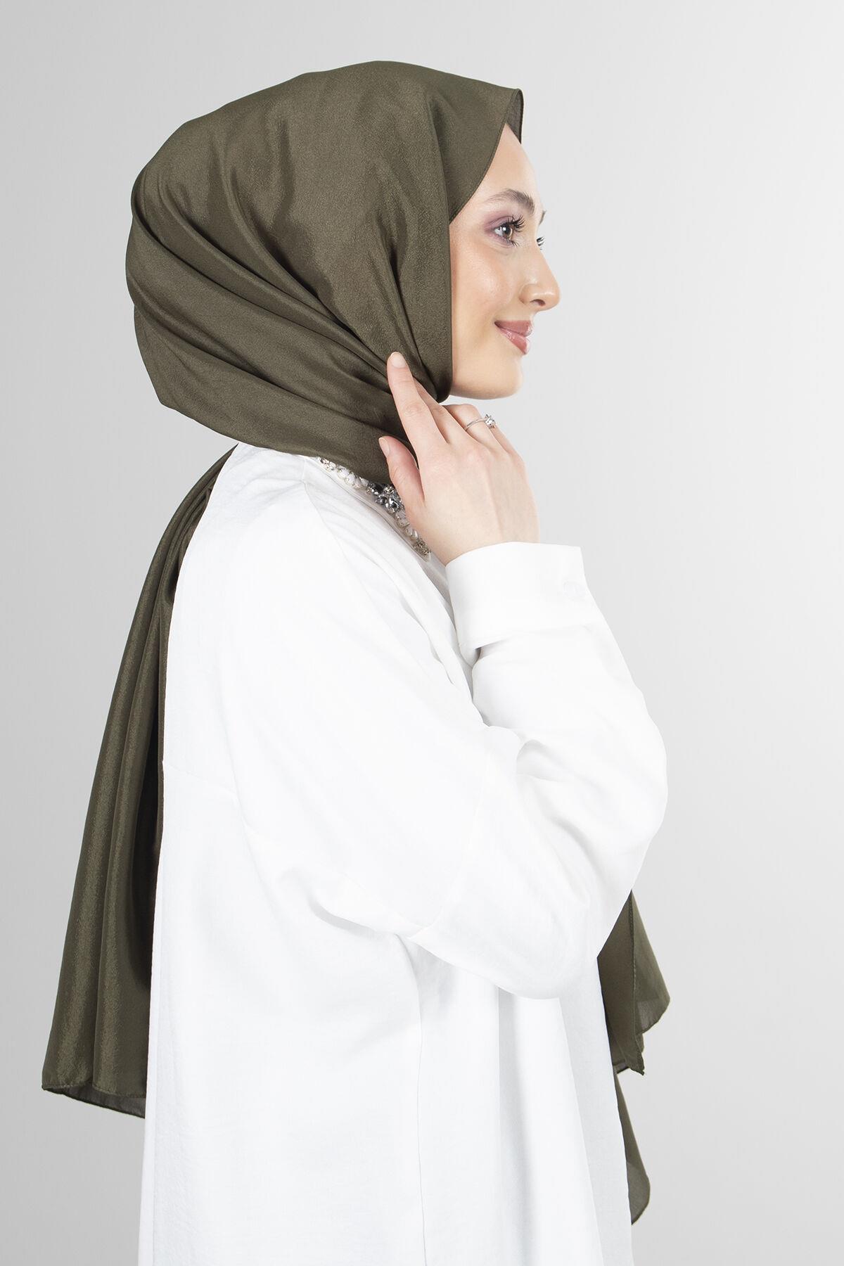 HAKİ BRİSA VUAL ŞAL