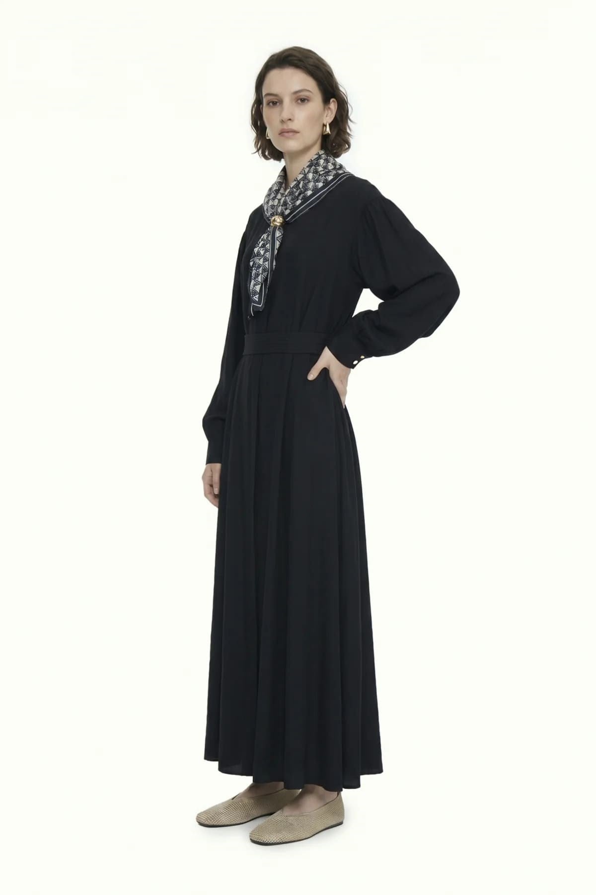 Kuşaklı Şal Detaylı Akışkan Siyah Elbise 0579