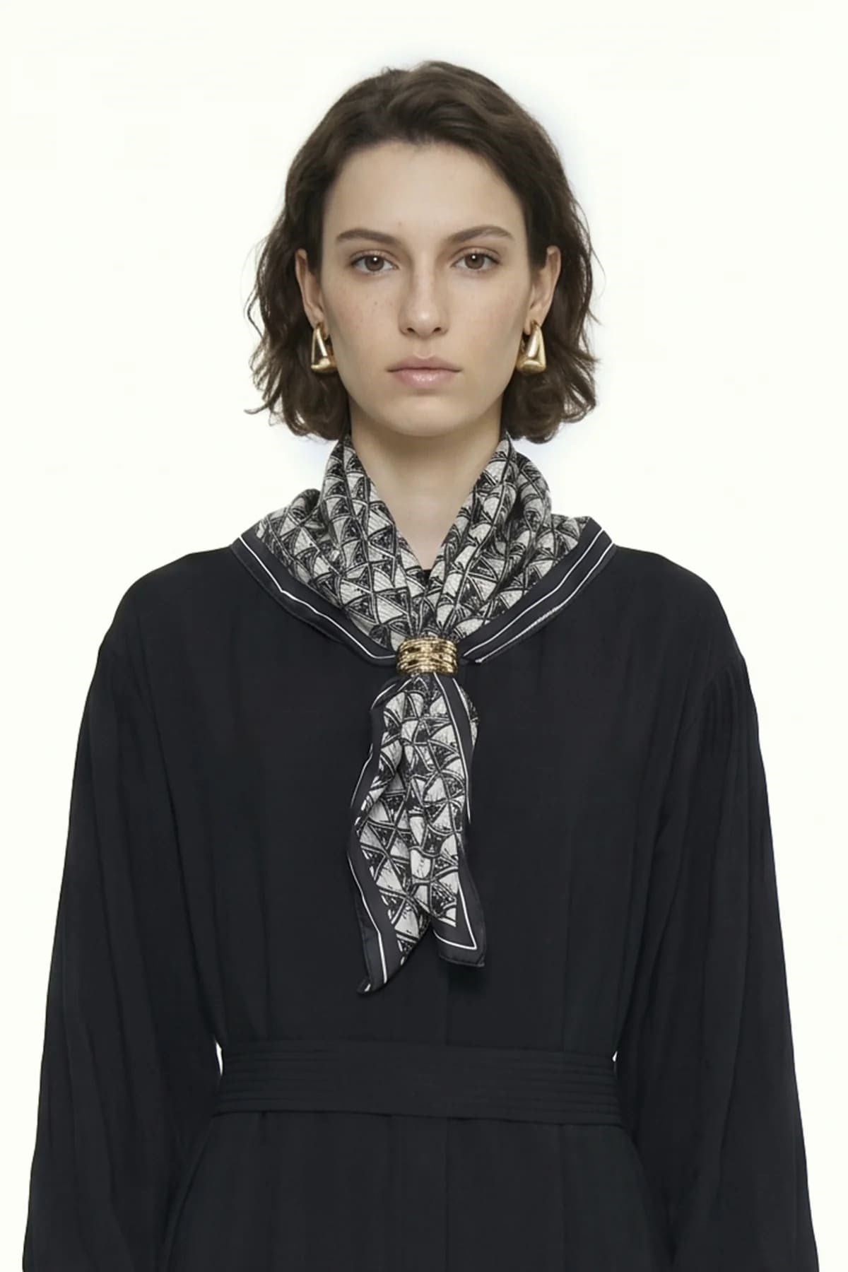 Kuşaklı Şal Detaylı Akışkan Siyah Elbise 0579