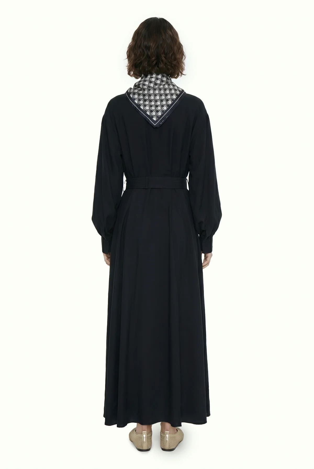 Kuşaklı Şal Detaylı Akışkan Siyah Elbise 0579