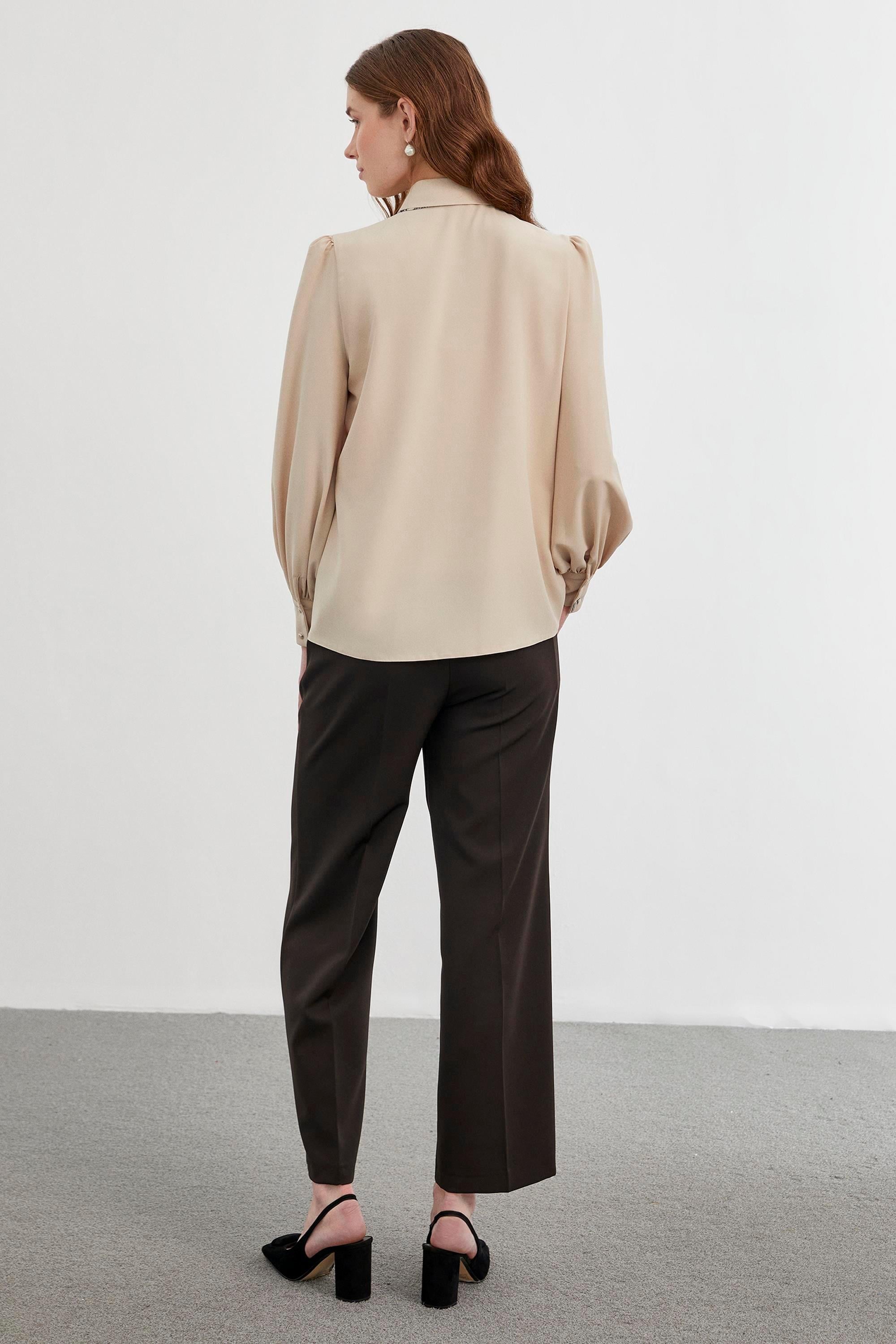 Uzun Kollu Düz Bej Gömlek G-0060