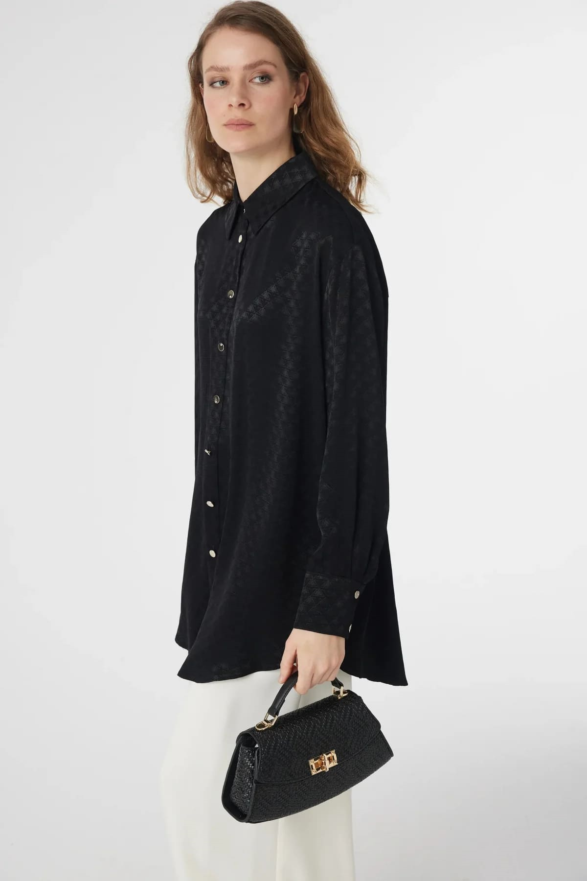 Monogram Desen Siyah Gömlek 0120