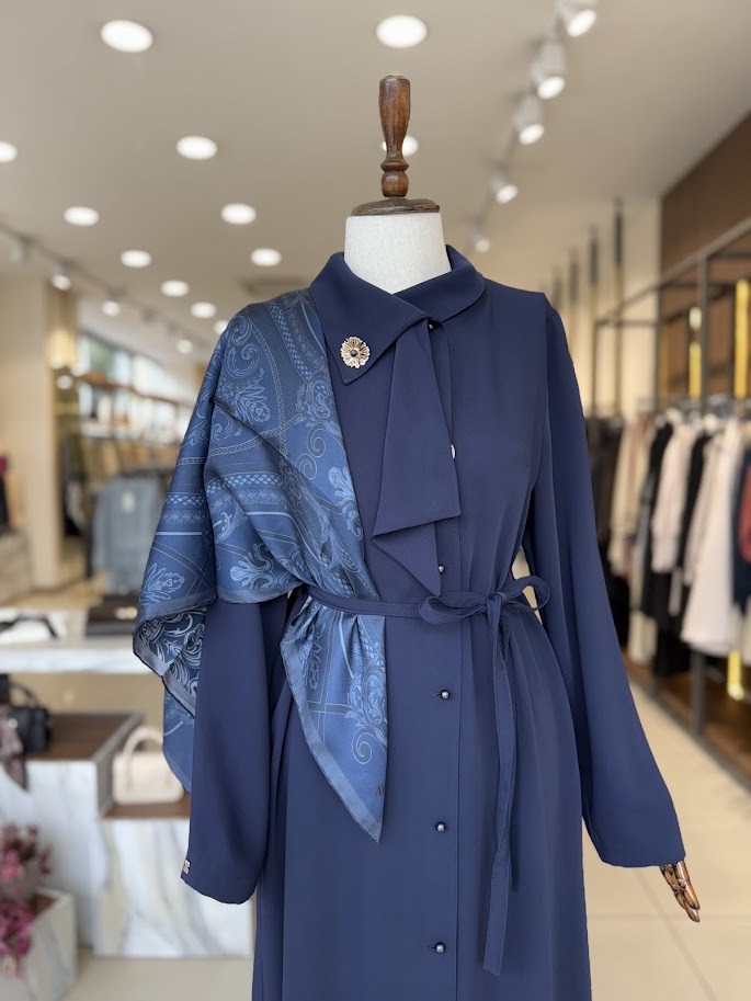 Broş Detaylı Lacivert Giy Çık 0391