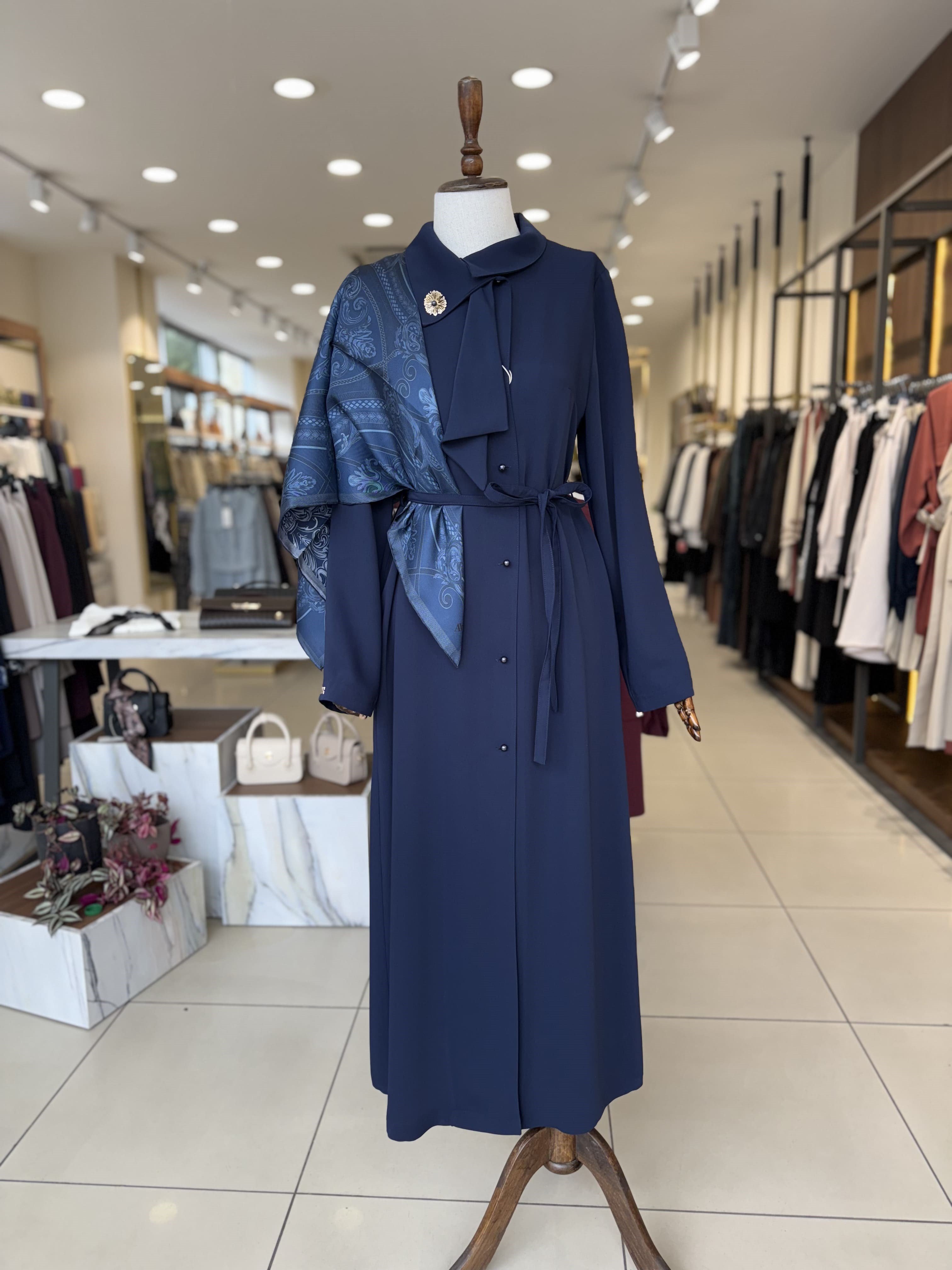 Broş Detaylı Lacivert Giy Çık 0391