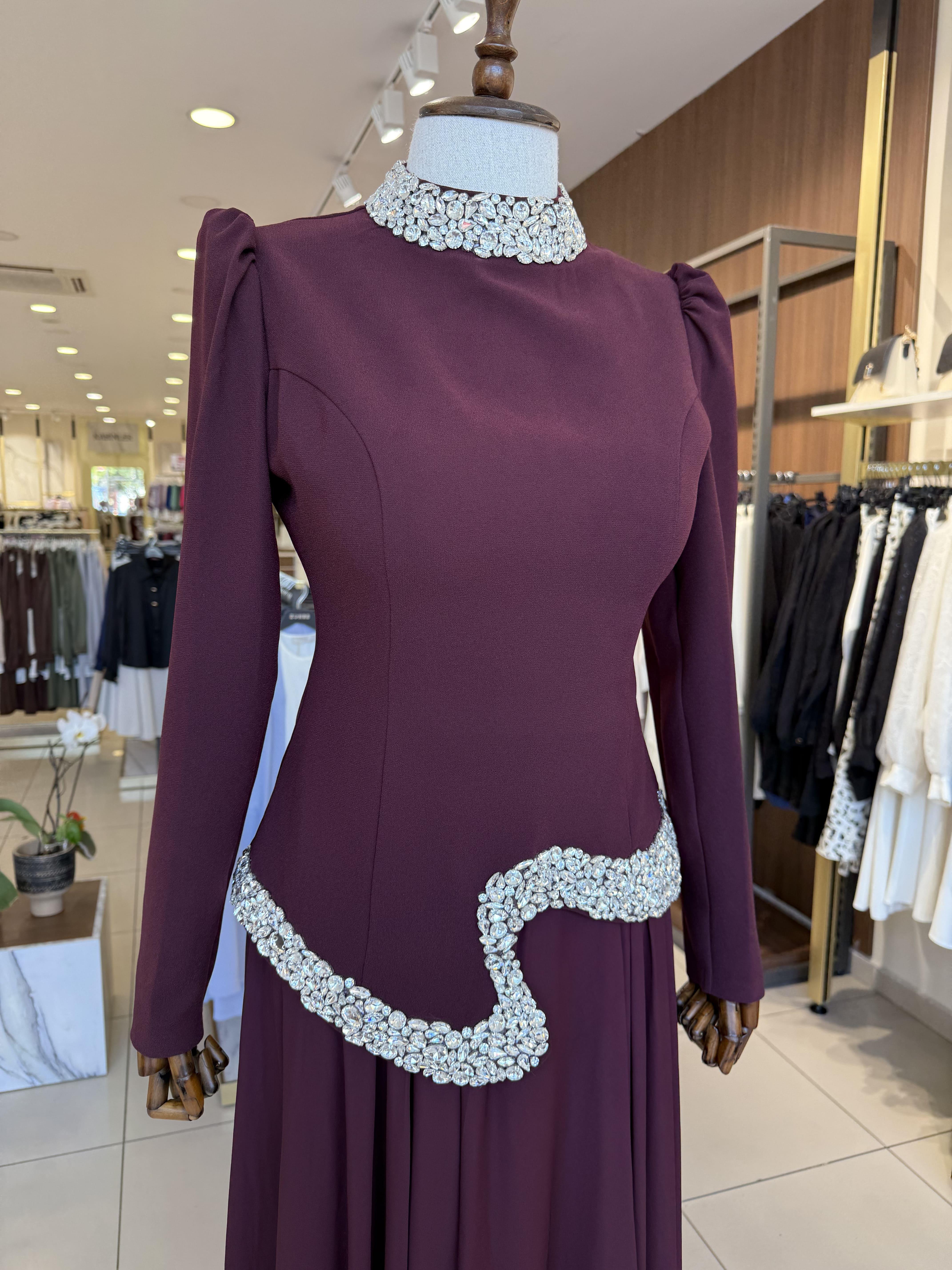 Taş Detaylı Queen Bordo Abiye 4437