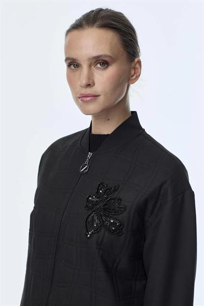 Kapitone Desenli Fermuarlı Siyah Ceket C-0150