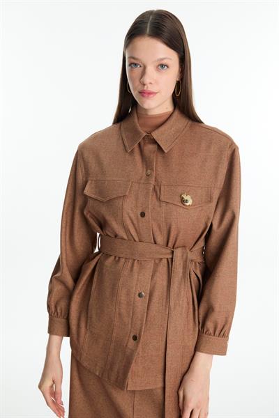 Broş Detaylı Kuşaklı Taba Ceket C-0158