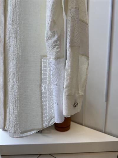 Dantel Detaylı Ekru Gömlek 11023