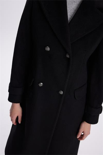 Kuşaklı Uzun Siyah Kaban 13570