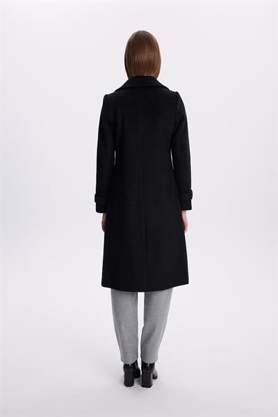 Kuşaklı Uzun Siyah Kaban 13570