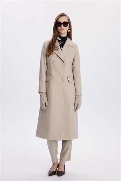 Kruvaze Yaka Aksesuar Detaylı Latte Kaşe Kaban 13613