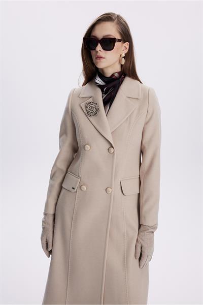 Kruvaze Yaka Aksesuar Detaylı Latte Kaşe Kaban 13613