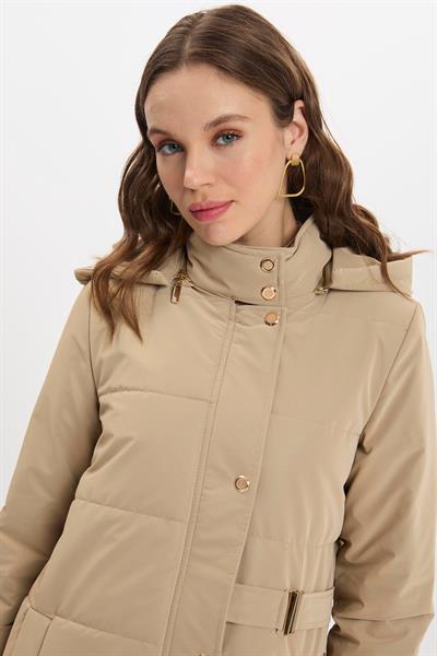 Kapüşonlu Düğme Detaylı Bej Mont 13691