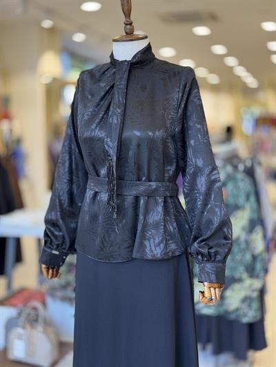 Yaprak Desenli Siyah Bluz 1400
