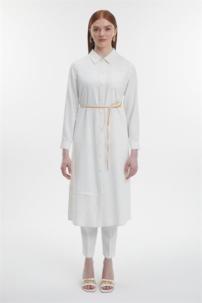 GÖMLEK YAKA DANTEL DETAYLI EKRU UZUN TUNİK 1451