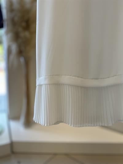 Şifonlu Kolsuz Piliseli Ekru Uzun Tunik 876