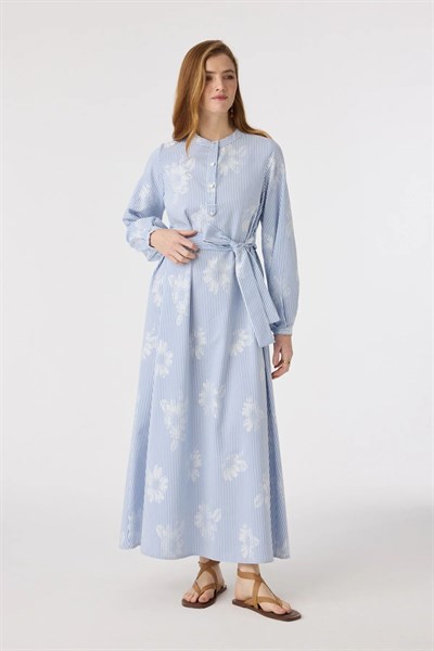 Desen ve Çizgi Detaylı Mavi Elbise  0581