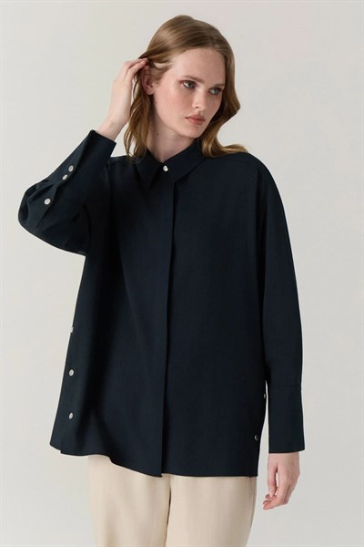 Klasik Yaka Düğmeli Uzun Tunik Lacivert Gömlek 0131
