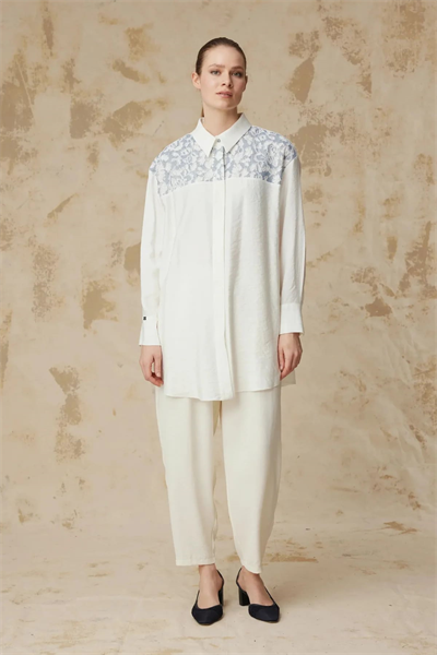 Dantel Garnili Klasik Yaka Detaylı Ekru Tunik 1637