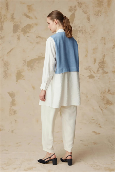 Kontrast Detaylı Çift Cepli Uzun Form Mavi Tunik 1644