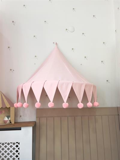 Tente Pembe Ponponlu