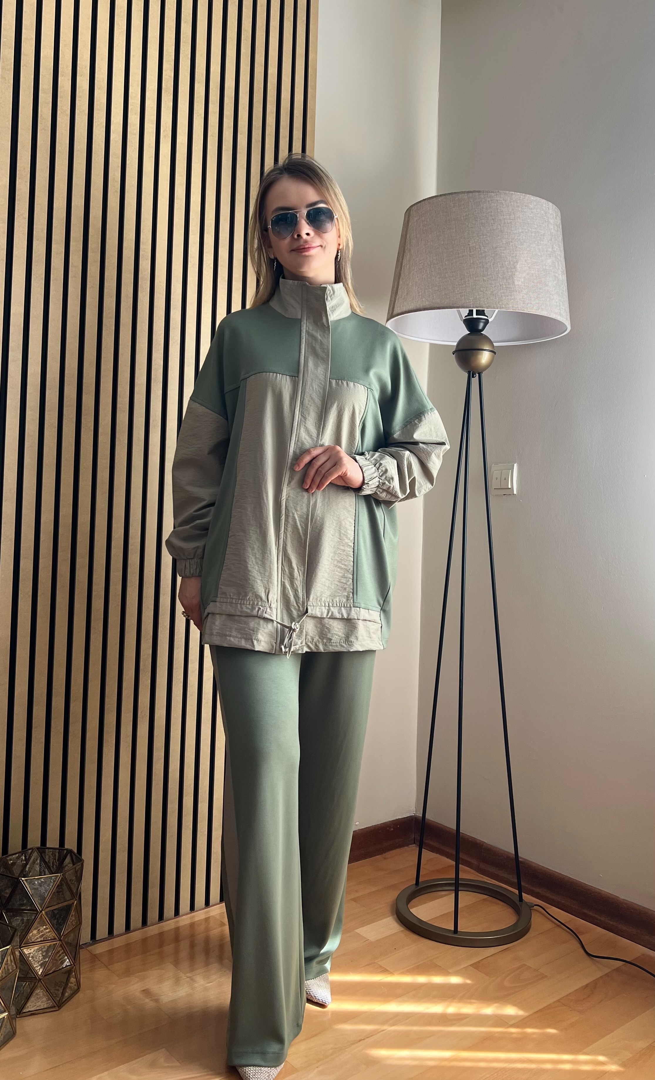 Lora Premium Oversize Fermuarlı Tesettür Uyumlu İkili Takım - Rahat Kalıp Pantolonlu Kadın Takımı