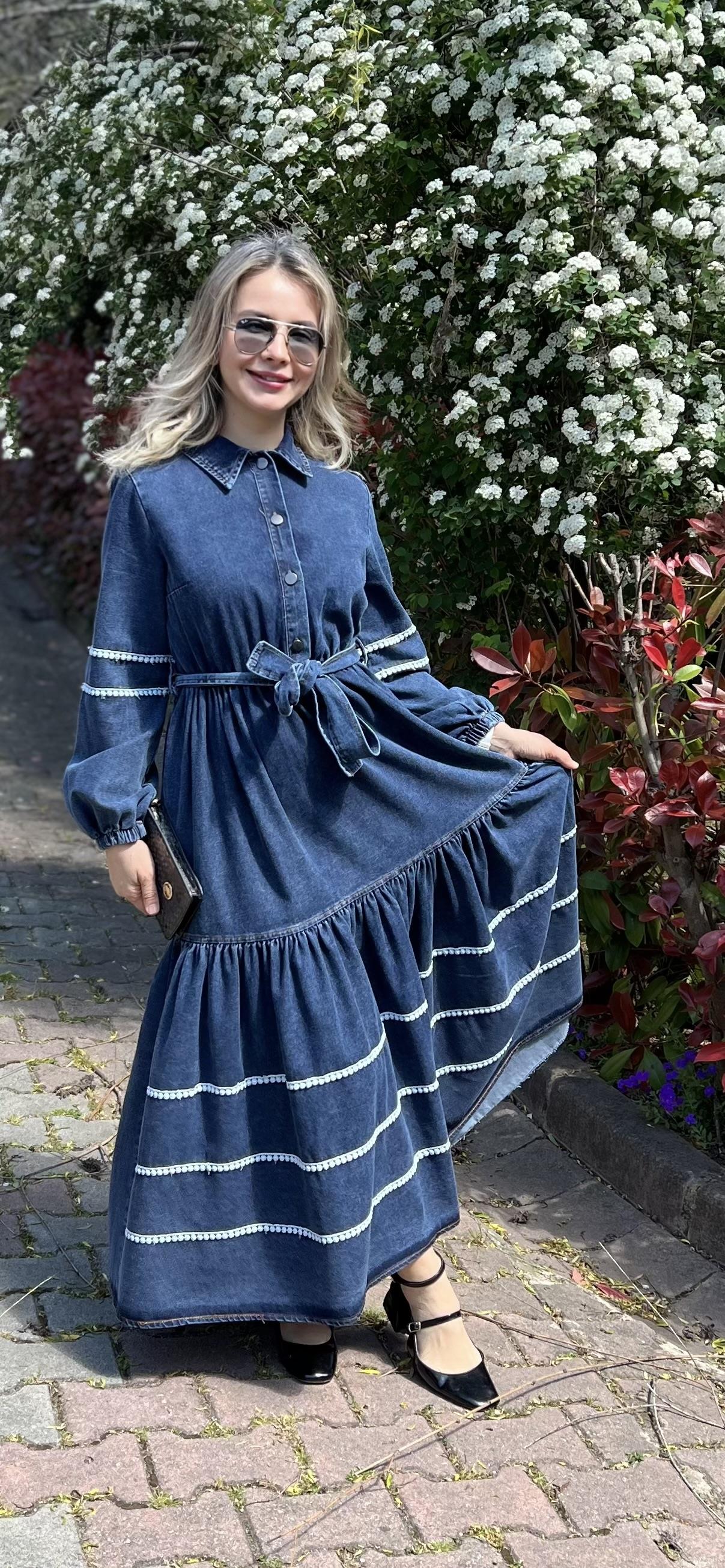 Premium Kalite Dantel Detaylı Kot Elbise Tesettür Uyumlu Denim Elbise