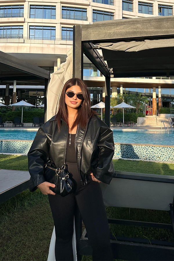 Oversize Fermuarlı Kemer Detaylı Deri Ceket