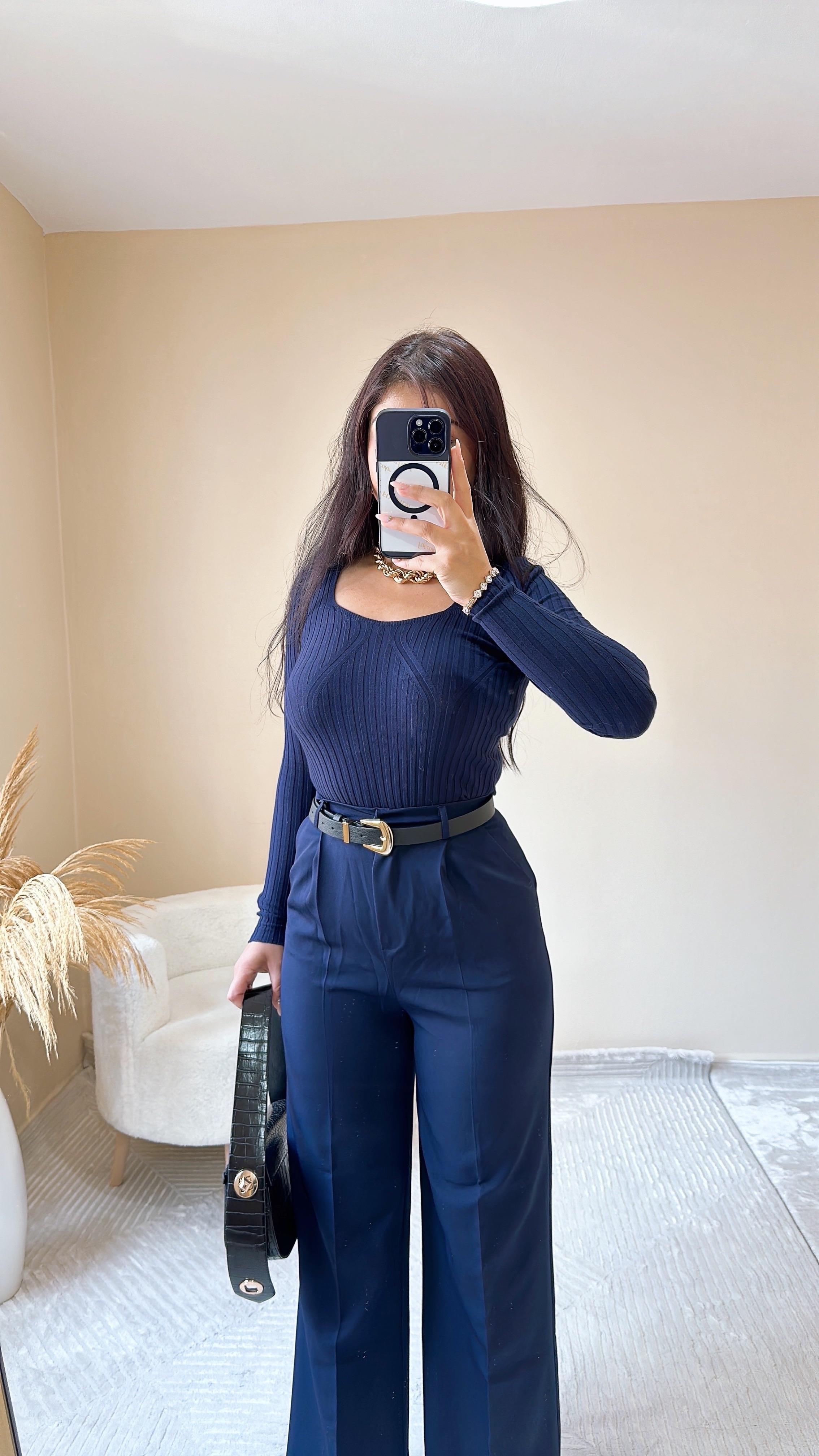Waist Lacivert Triko