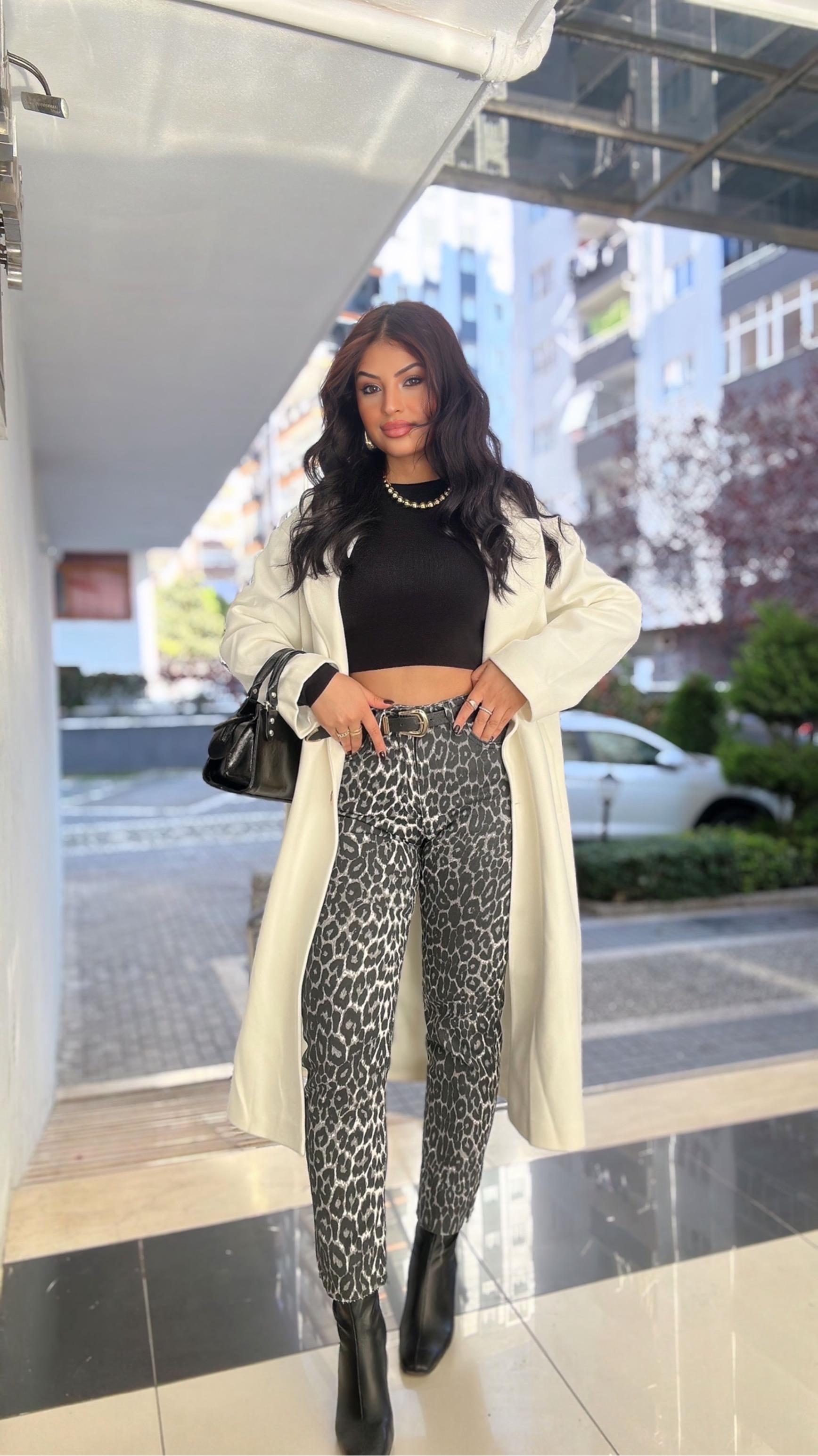 Yesica Leopar Boyfit Jean 